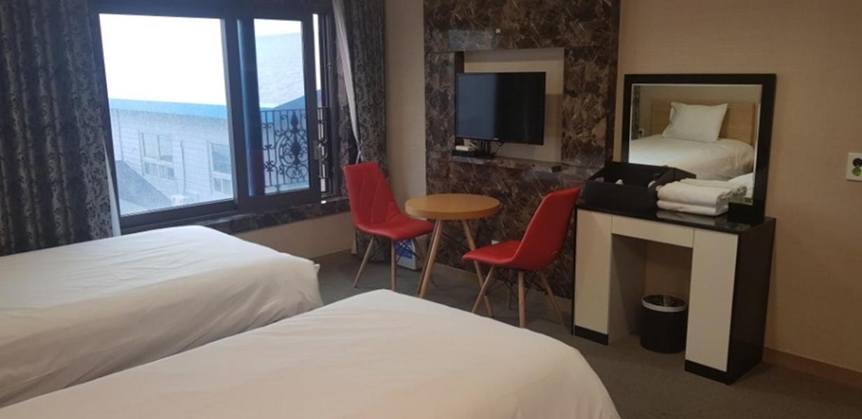 Dream Jeju Hotel Seogwipo Exterior photo